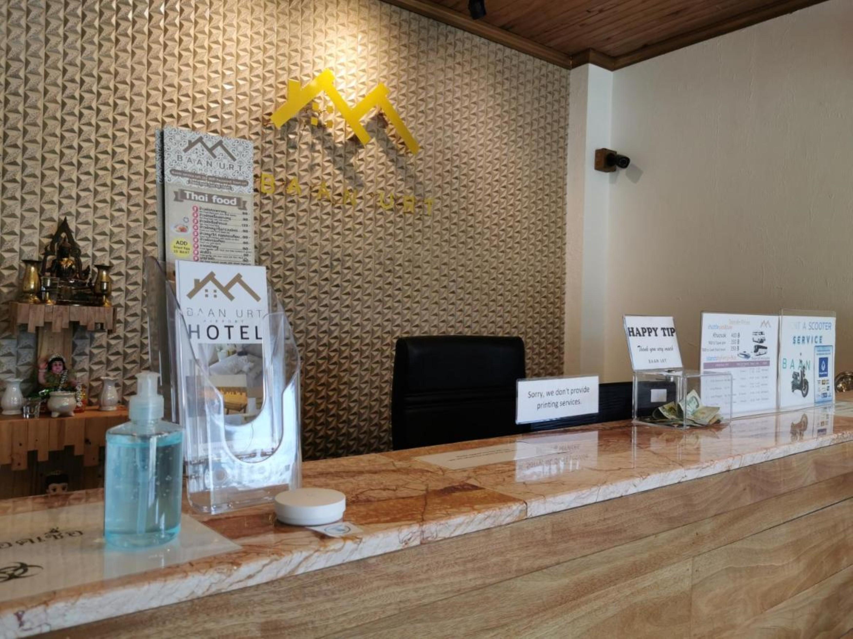 Baan URT Suratthani Airport Hotel Surat Thani Buitenkant foto